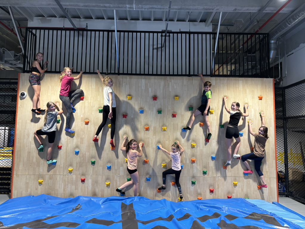 Výlet do Jump arény s gymnastickým kroužkem Loštice